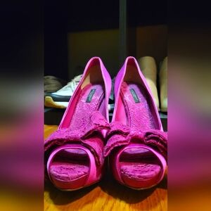 Dolce and Gabbana pink satin and lace heels